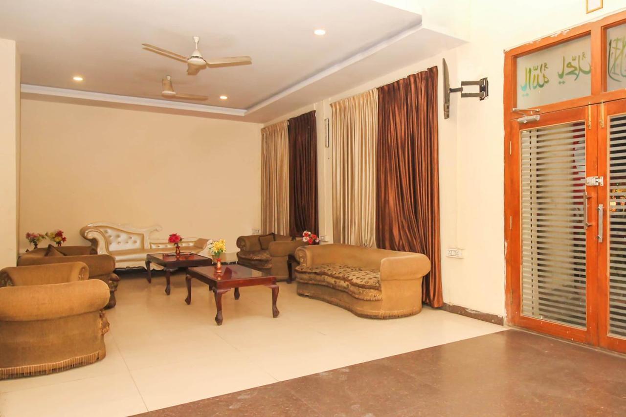 Oyo 7343 Al Shareef Palace Hyderabad Ngoại thất bức ảnh