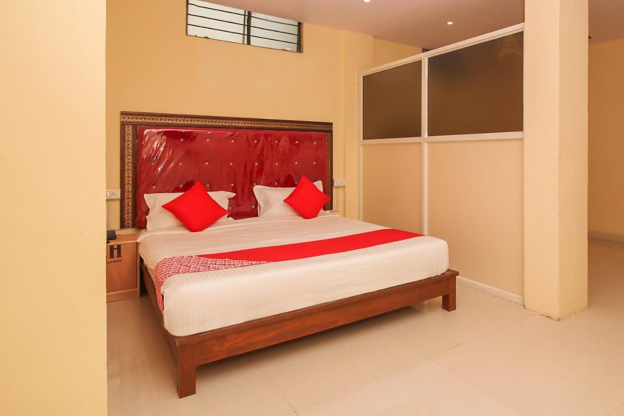 Oyo 7343 Al Shareef Palace Hyderabad Ngoại thất bức ảnh